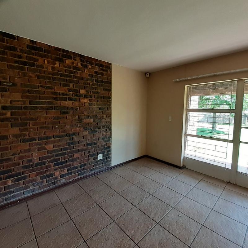 To Let 3 Bedroom Property for Rent in Vaalpark Free State